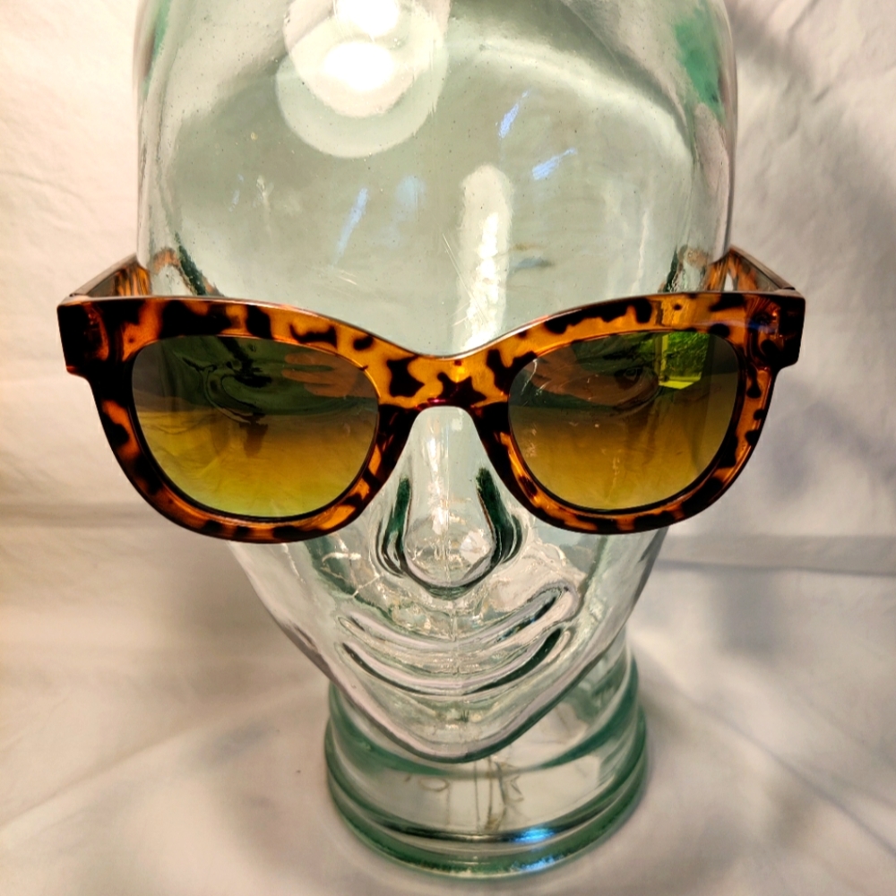 Mirrored tortoiseshell Sunglasses
